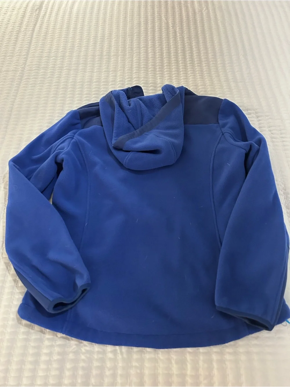 Free Country Youth Blue Hooded Fleece Jacket with Zip Chest Pocket. Size M